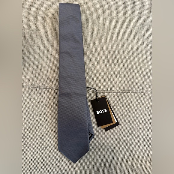 NWT BOSS Silk Tie - Picture 7 of 7